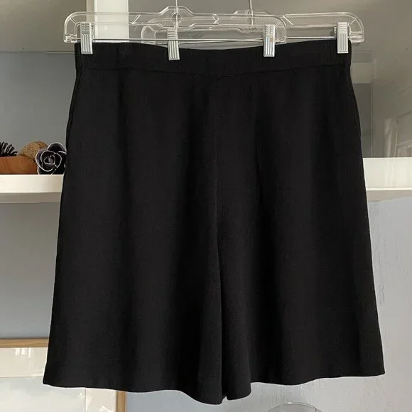 St.John Basics Santana Knit Pleated Pull On Shorts Culottes Black - Picture 3 of 4